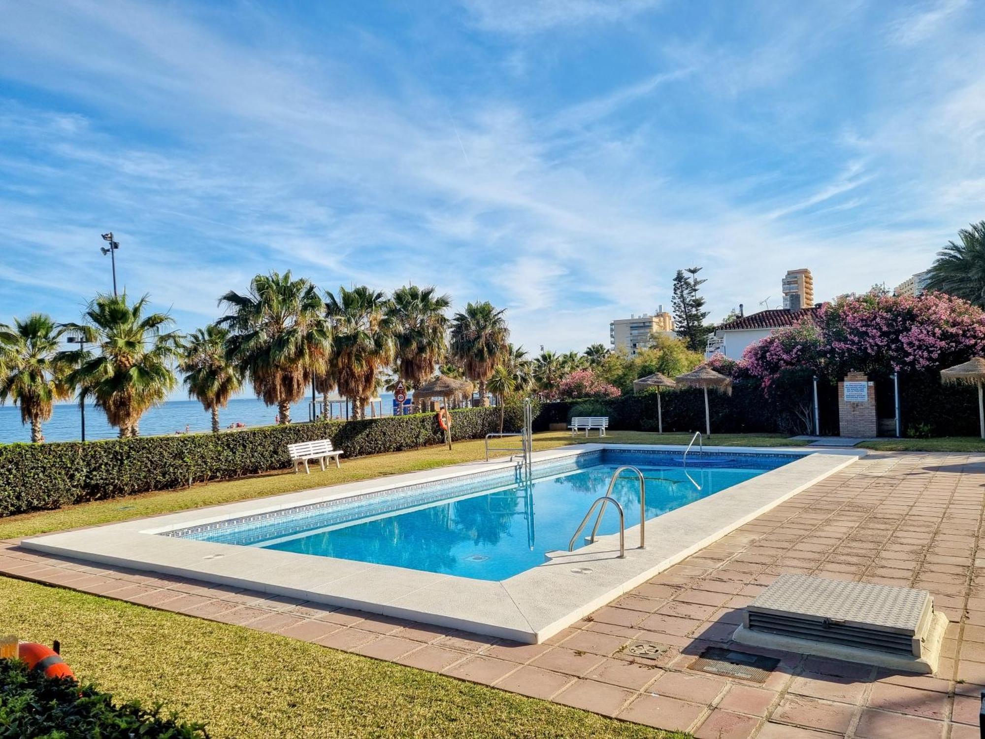 Barbados Beach And Pool Apartment Fuengirola Eksteriør bilde