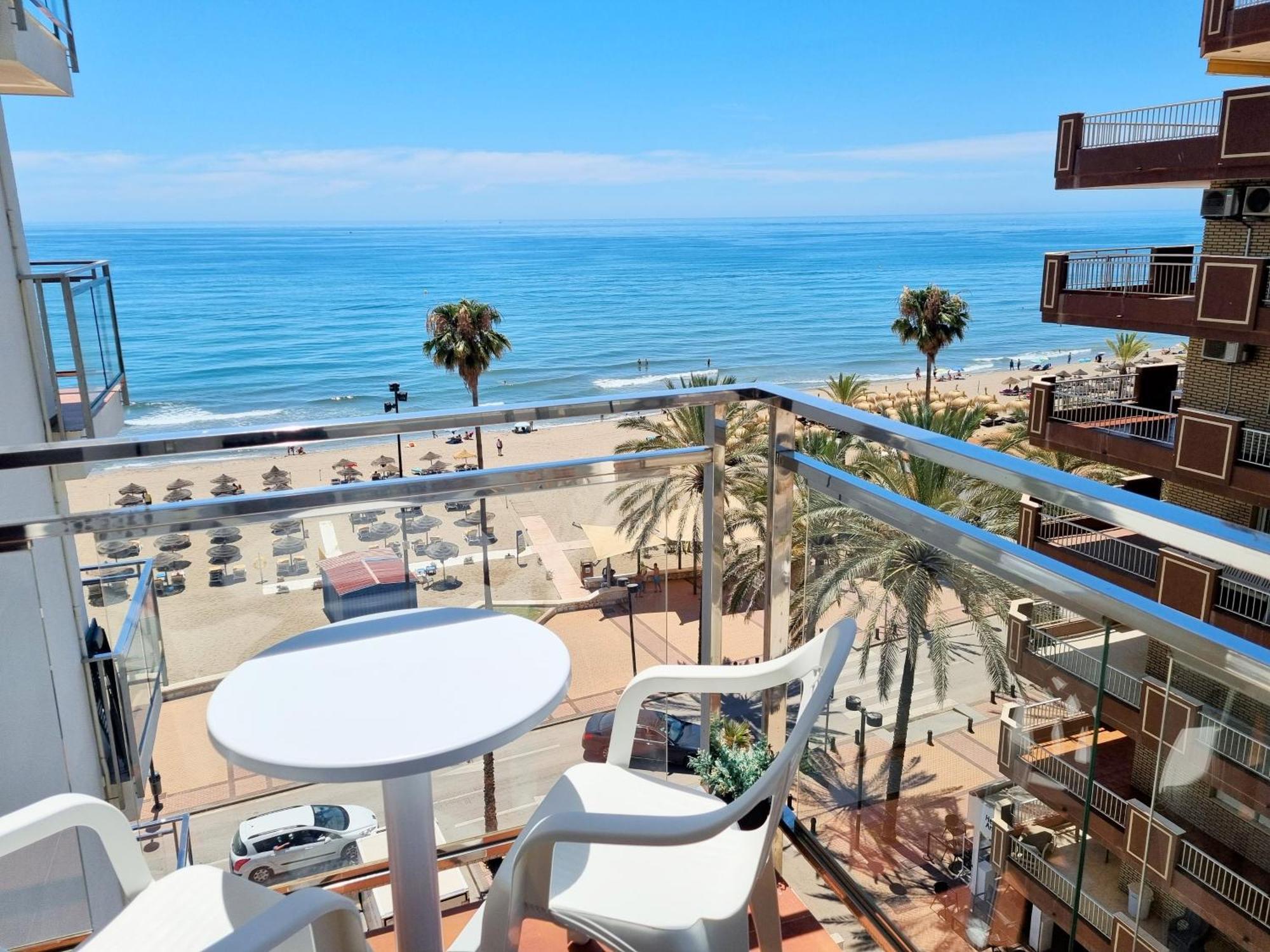 Barbados Beach And Pool Apartment Fuengirola Eksteriør bilde